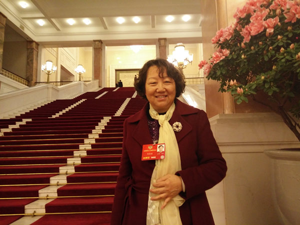 ȫ����ЭίԱ�ܱ�������������������: ���չ�������л��ڷ�